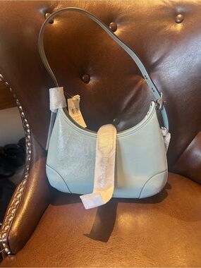 BNWT Coach Small Hobo Shoulder Bag in robin egg blue